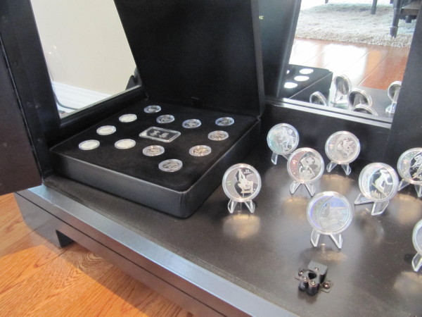 Coins-Storage-And-Display